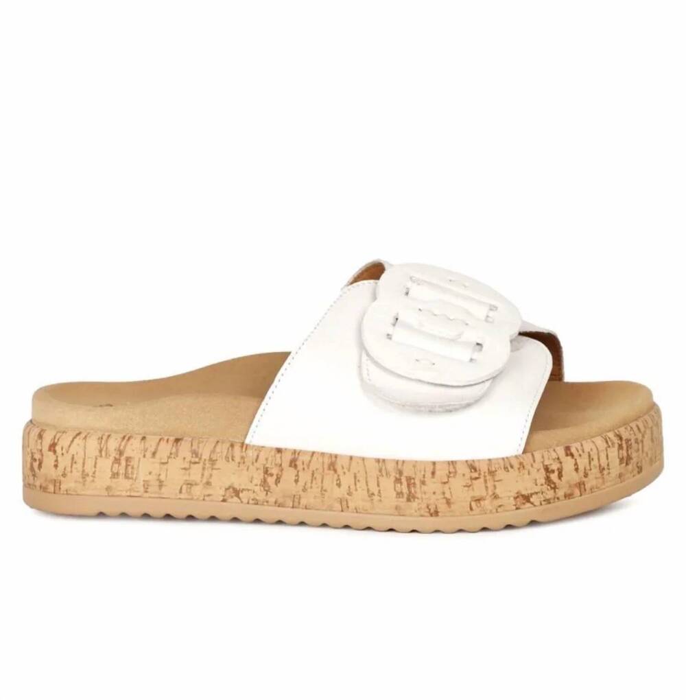 NEW GABOR women's leather adjustable buckle sandal in white